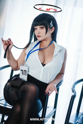 动漫博主洛璃LoLiSAMA - 蔚蓝档案 调月莉音 [72P1V-1.06GB]