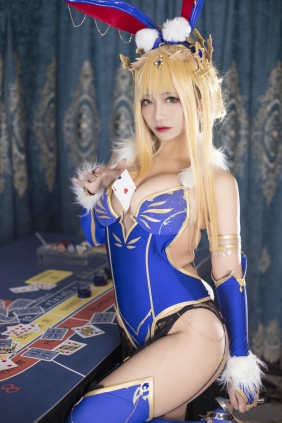 动漫博主洛璃LoLiSAMA - FGO 白枪呆兔女郎 [57P-928MB]