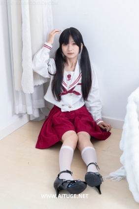 物恋传媒 No.2799 小怜-高跟鞋、薄白丝小腿袜、裸足、jk制服 [170P1V-3.89GB]